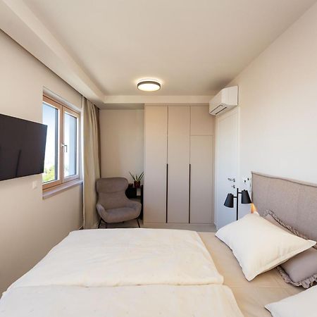 D-Apartment - With Garage And Balcony Zadar Eksteriør billede