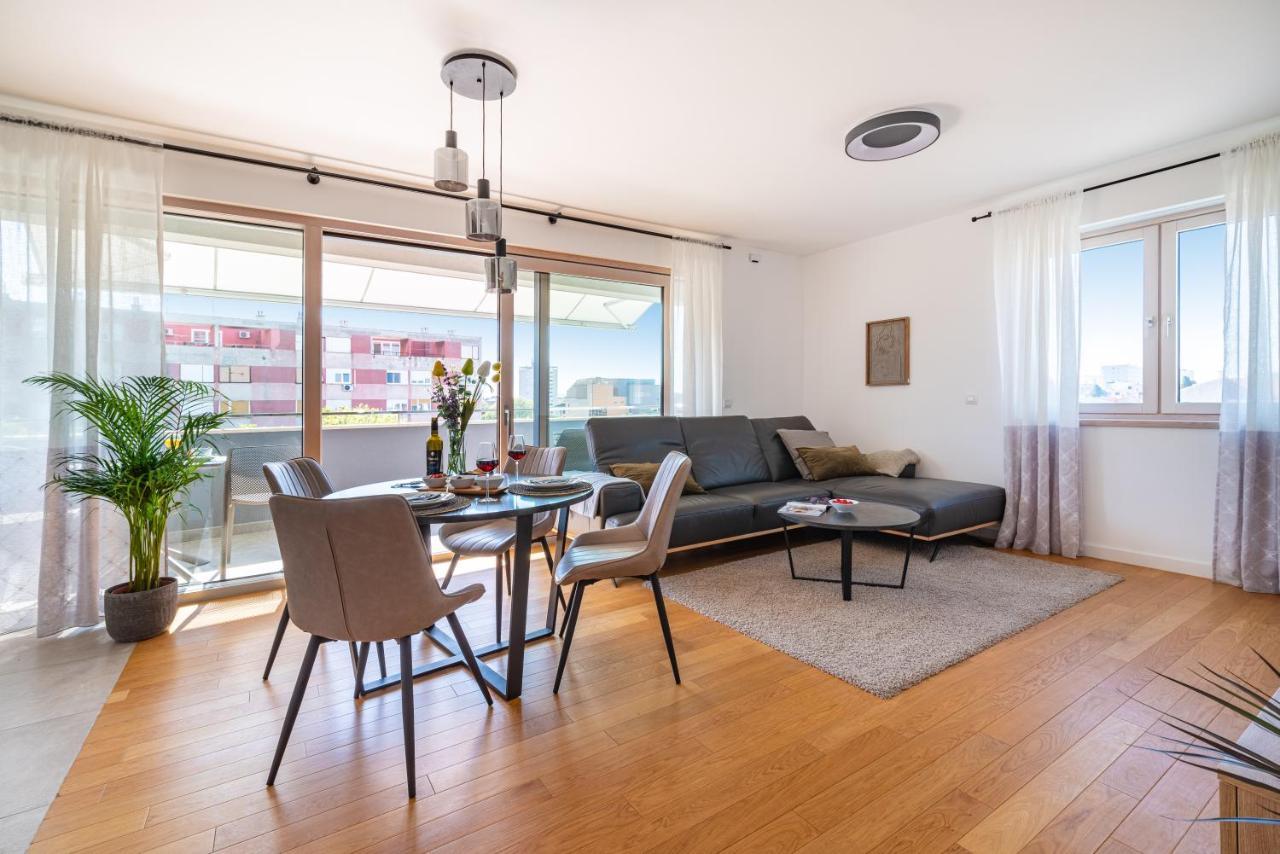 D-Apartment - With Garage And Balcony Zadar Eksteriør billede