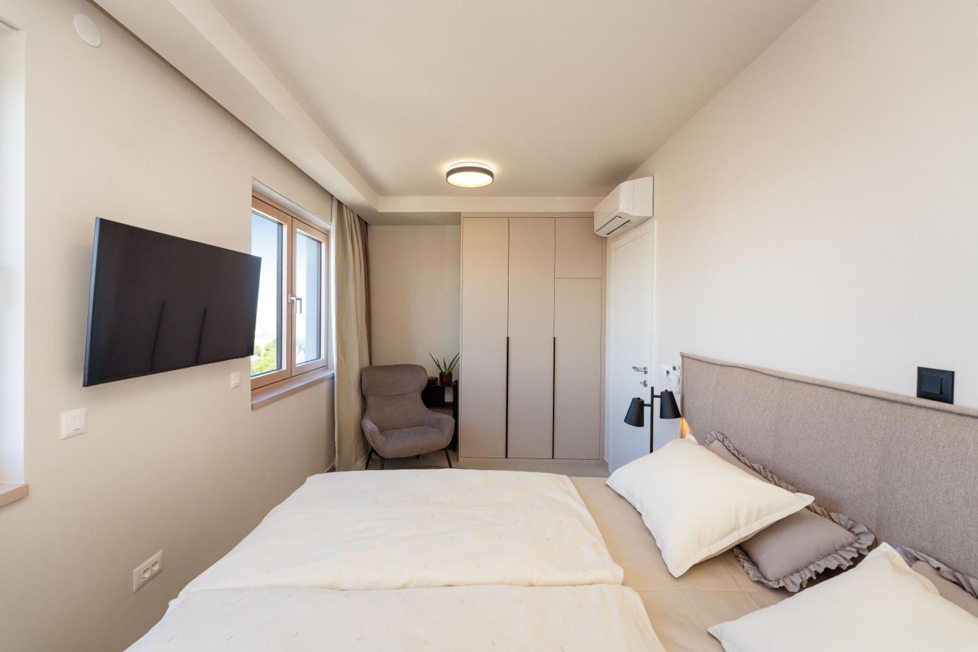 D-Apartment - With Garage And Balcony Zadar Eksteriør billede