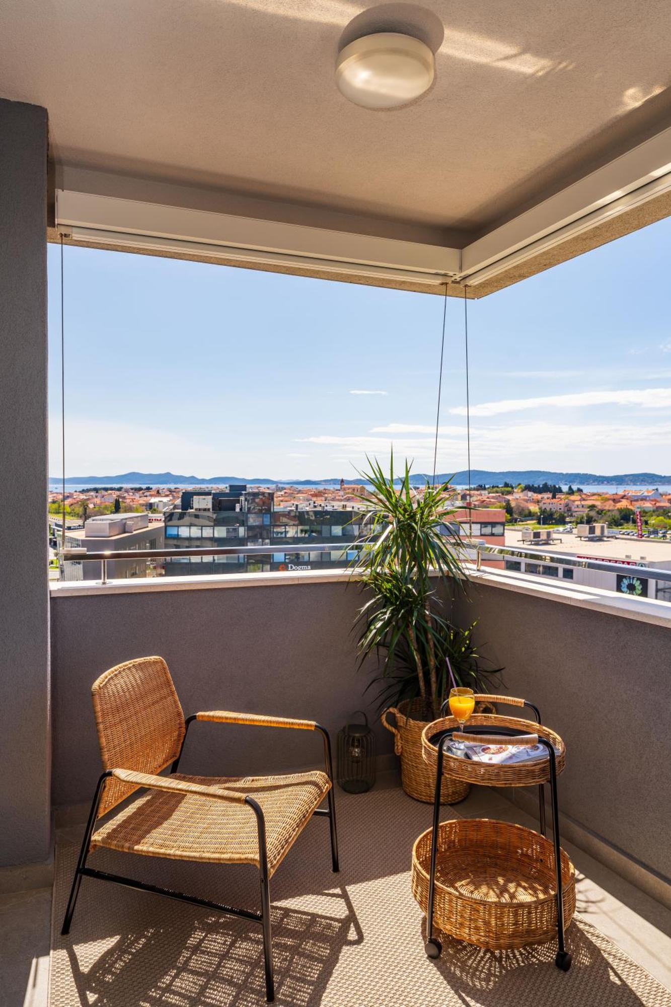 D-Apartment - With Garage And Balcony Zadar Eksteriør billede