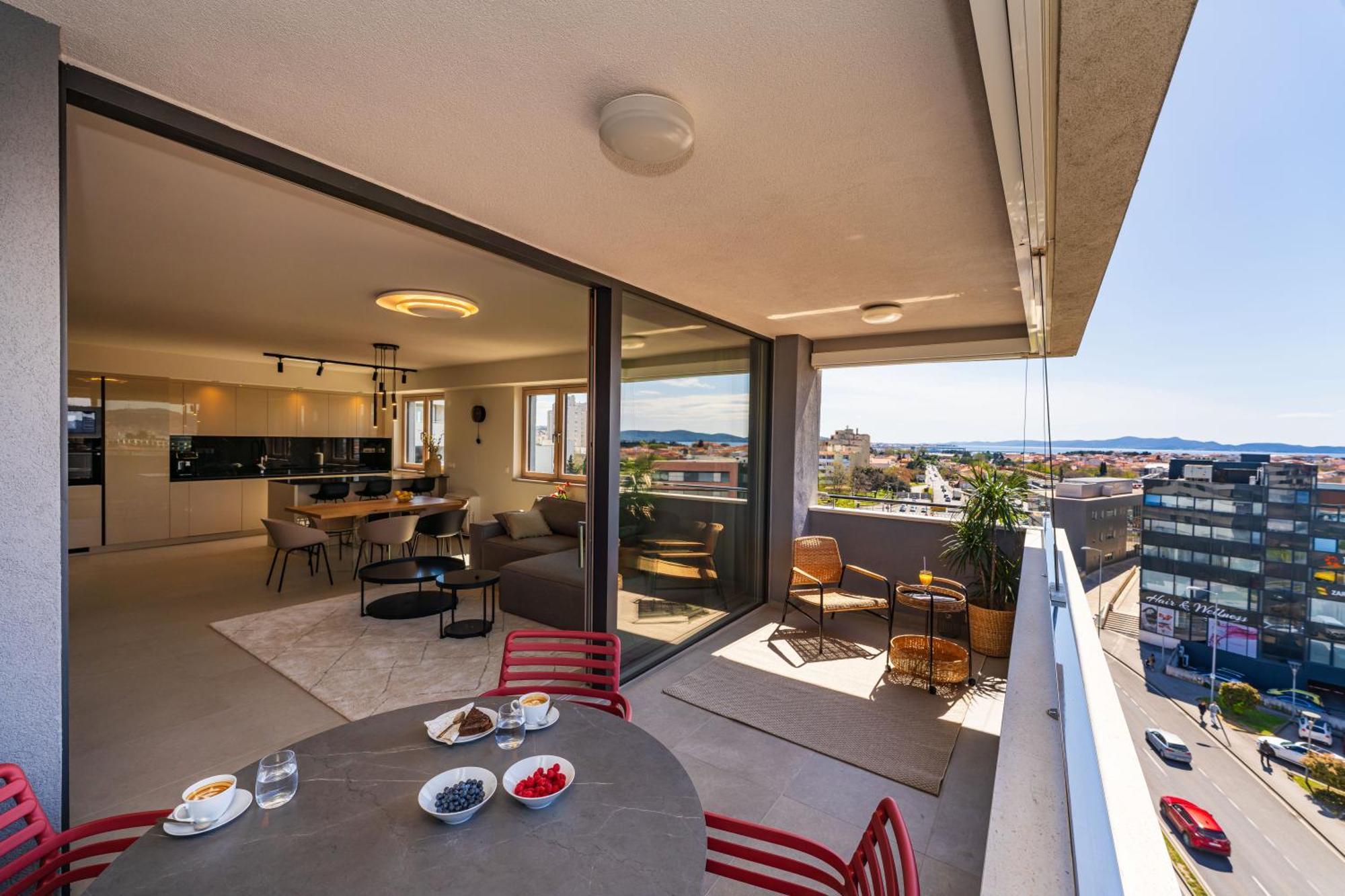 D-Apartment - With Garage And Balcony Zadar Eksteriør billede